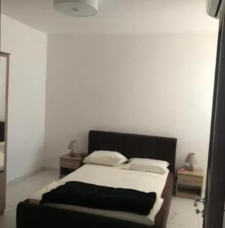 Διαμέρισμα Lalaland Masionette Żabbar